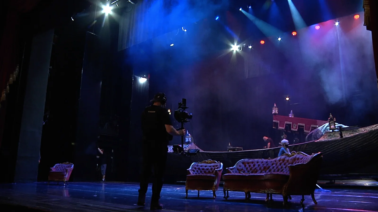 Opowieści Hoffmanna - Opera Wrocławska LIVE - kadr 06
